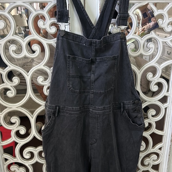 Sonoma women’s overalls P-97 - Picture 2 of 5